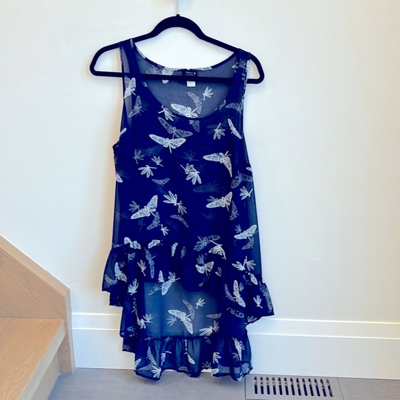 Torrid Sheer Asymmetrical Dragon Fly Top - Picture 1 of 4